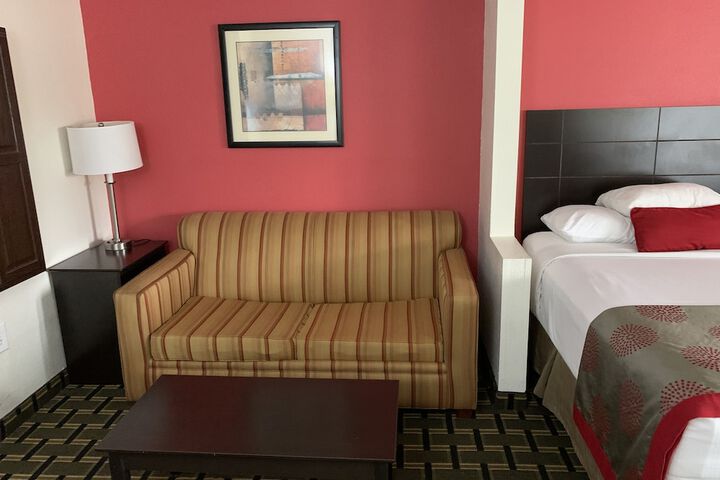 Room 33 of 45