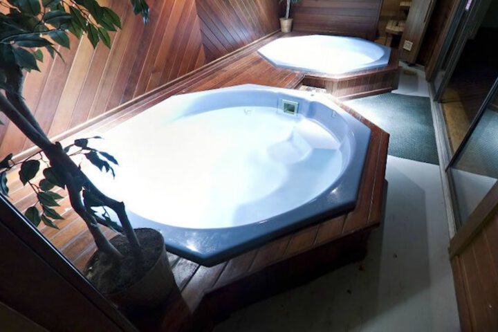 Spa 56 of 77