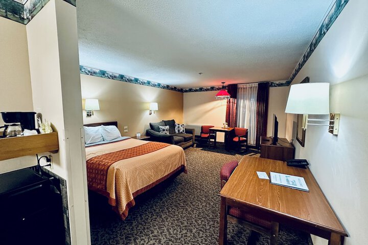 Room 26 of 42