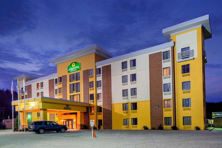 Hotel 4 of 42