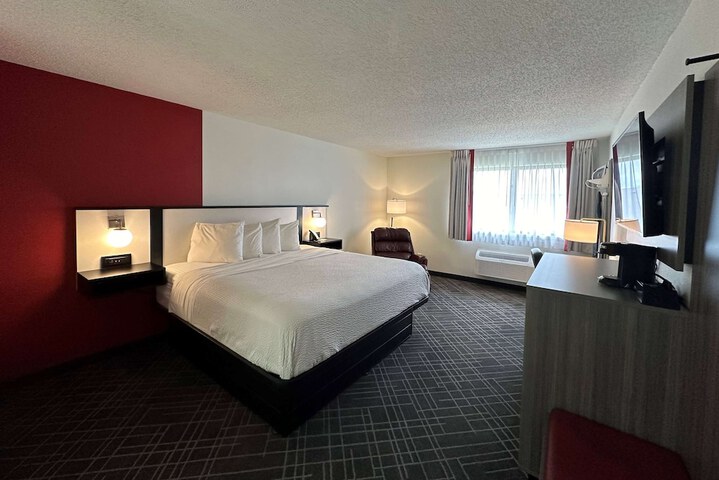Room 25 of 46