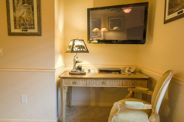 Yellowstone Gateway Inn