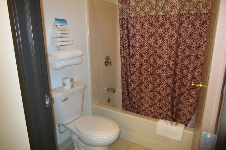 Room 19 of 32