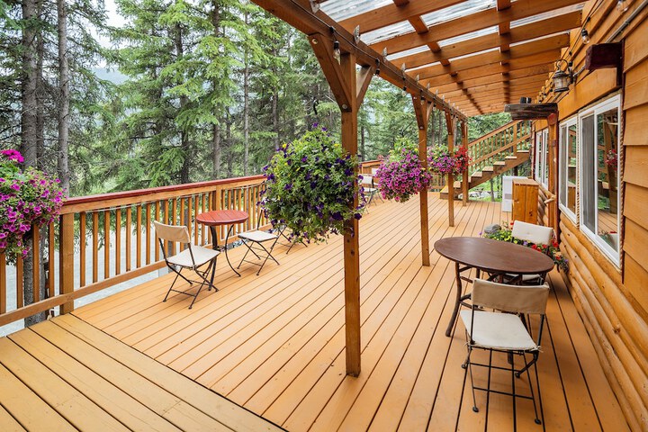 Denali Crows Nest Cabins
