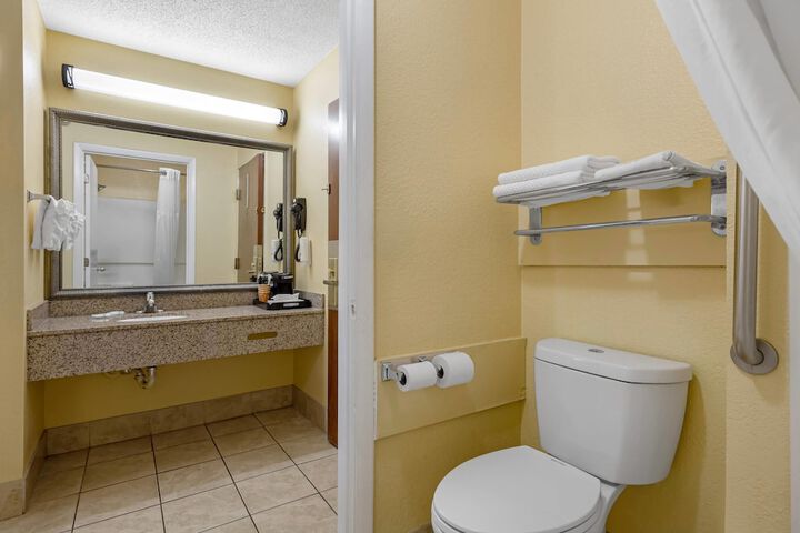 Quality Inn Fuquay Varina East