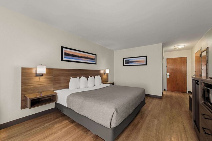 Quality Inn & Suites Matthews - Charlotte
