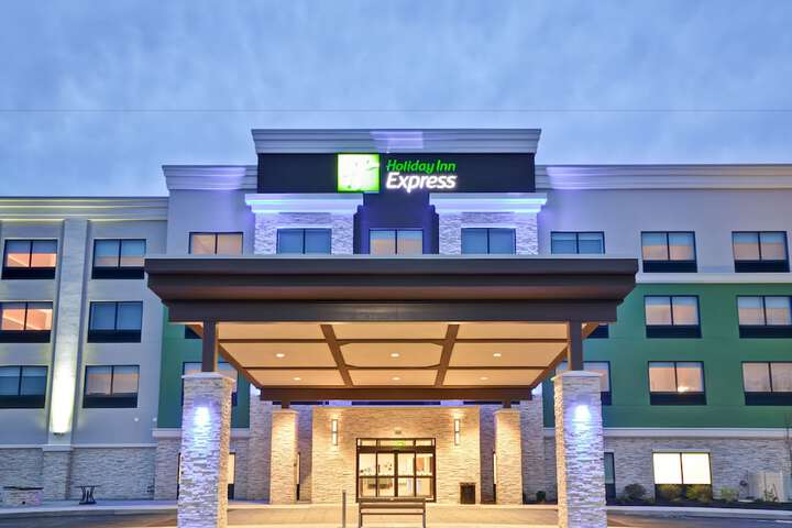 Hotel 4 of 41