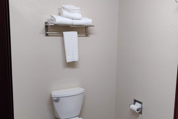 Quality Inn Kingsville Hwy 77