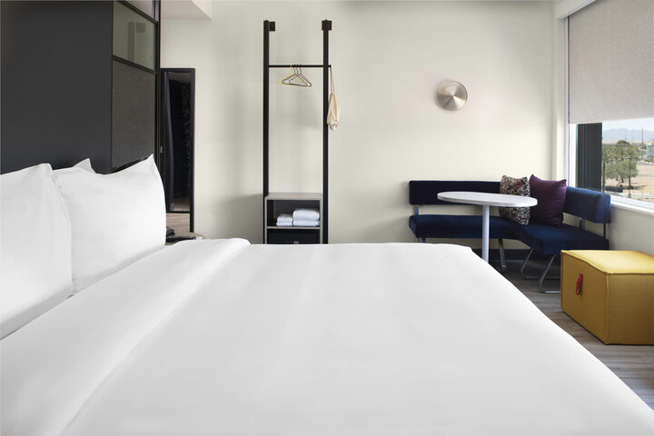 Room 226 of 462
