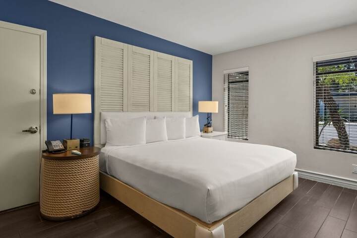 Paradise Point Resort & Spa