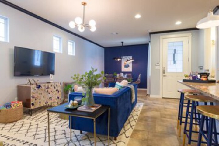 Spacious 3 BR Near Downtown by Domio