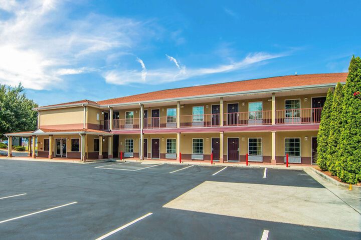Hotel 3 of 29