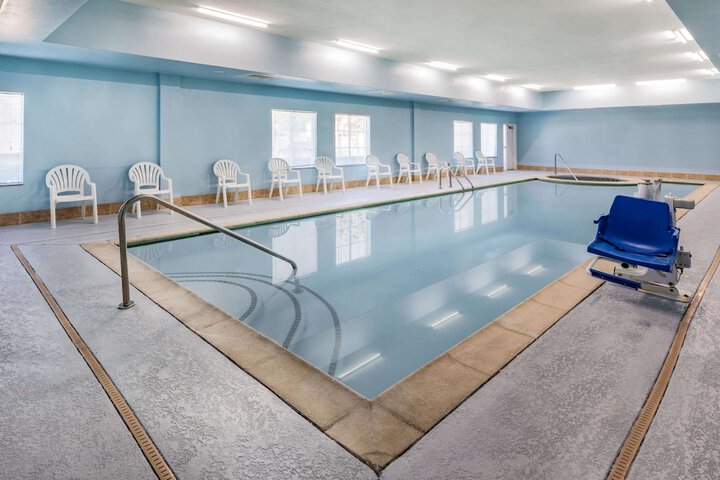 Pool 6 of 60