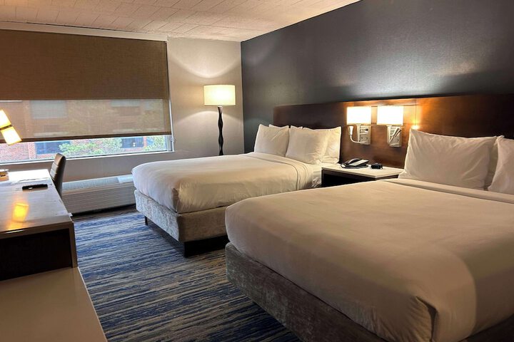 Skyline Hotel Detroit Airport SureStay Collection by BW