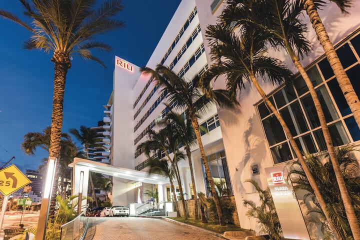 Hotel 2 of 47