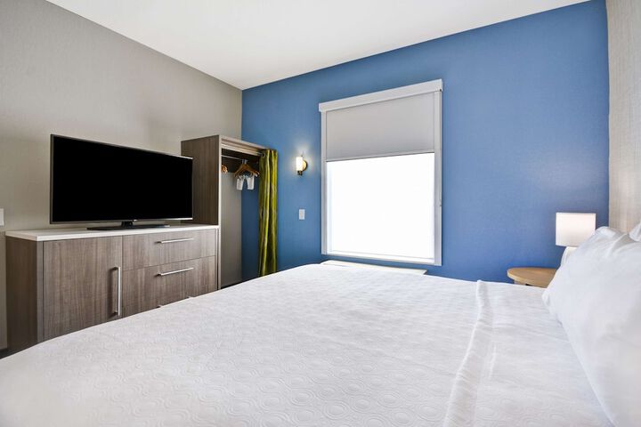 Room 21 of 32