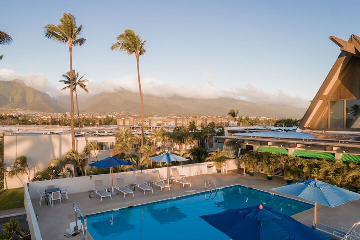 Maui Beach Hotel