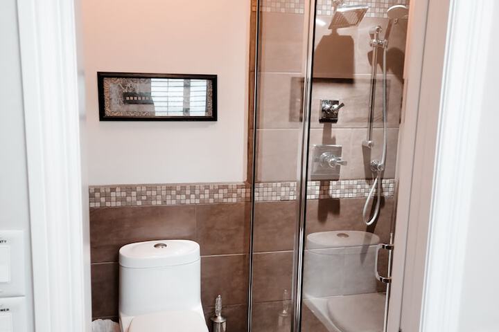 Room 153 of 190