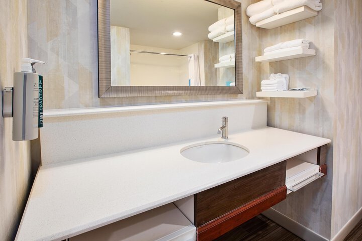 Hampton Inn North Little Rock McCain Mall