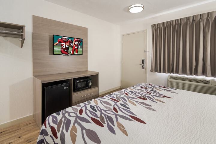Room 25 of 31