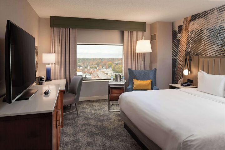 Hilton Lexington / Downtown