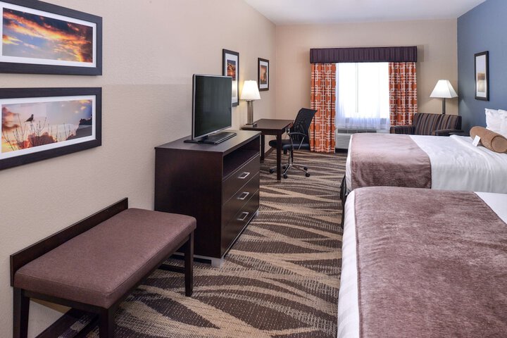 Room 22 of 35