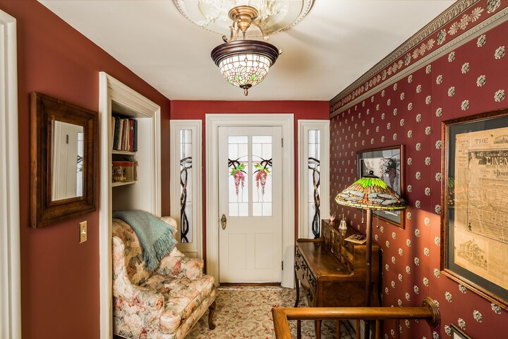 Room 16 of 58