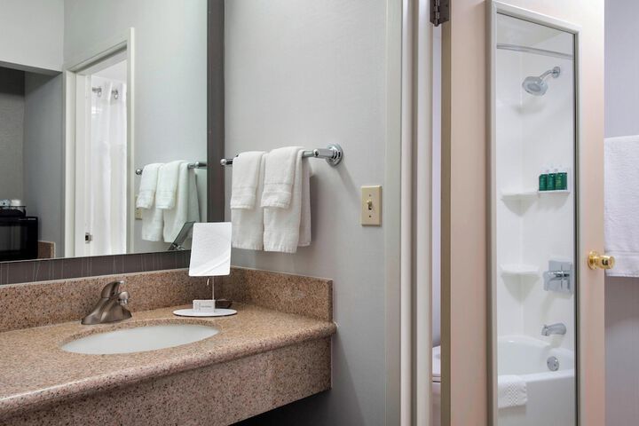 Courtyard by Marriott Fishkill
