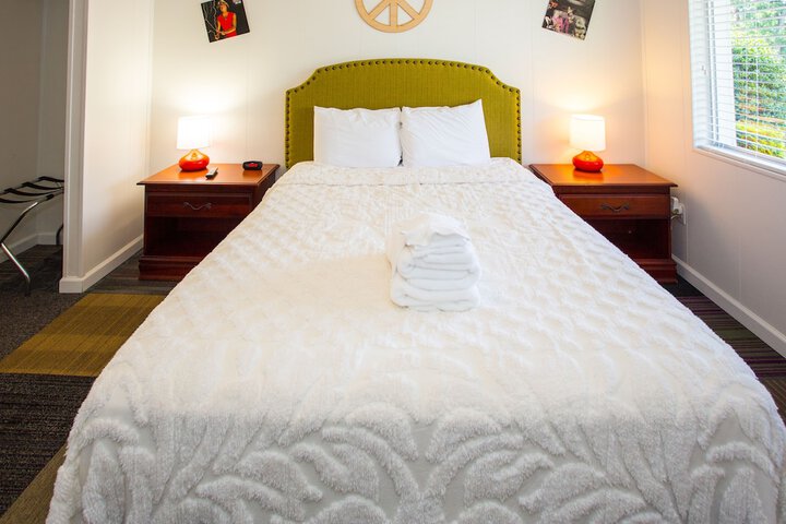 Room 32 of 114