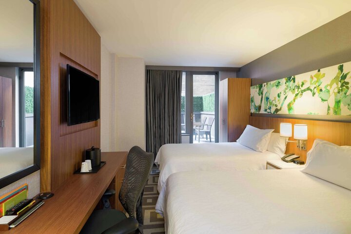 Room 13 of 41