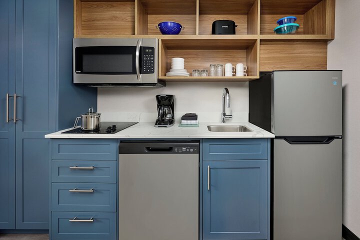 Candlewood Suites Burlington Conference Centre by IHG