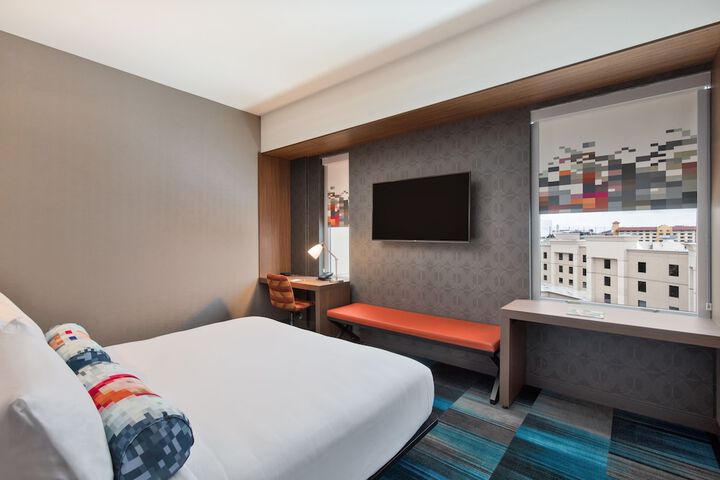 Aloft by Marriott Seattle Sea-Tac Airport