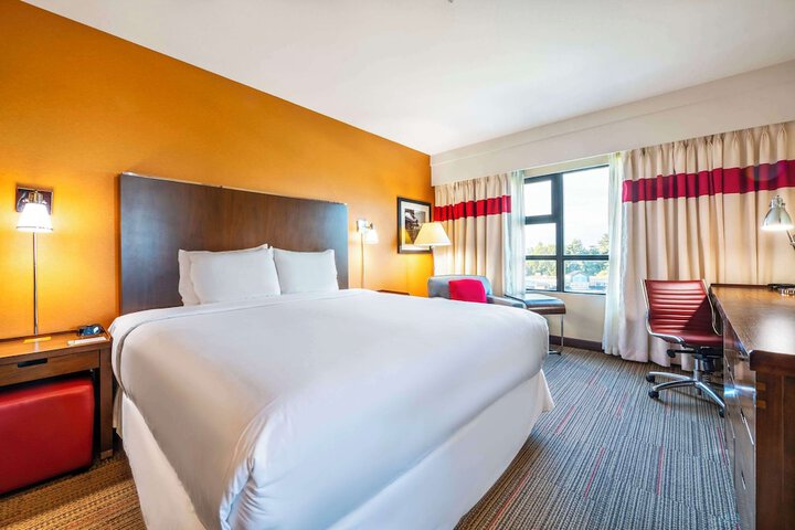 Grand Park Hotel Vancouver Airport an Ascend Collection Hotel