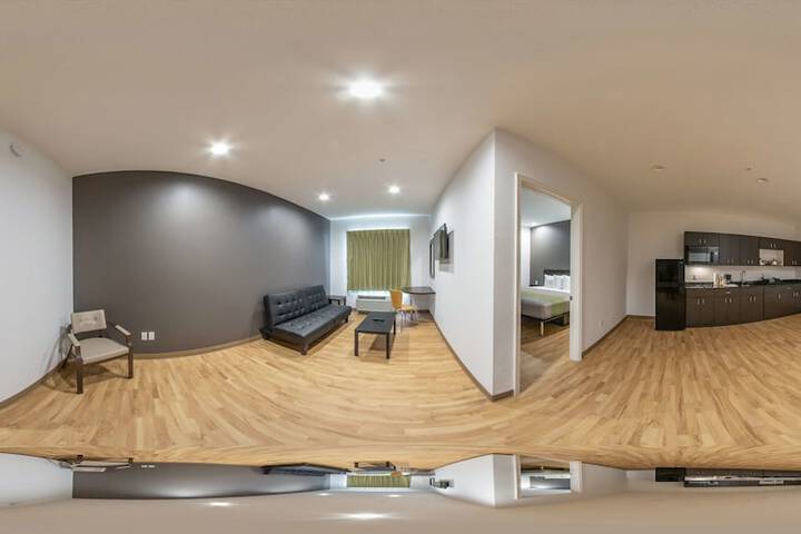 Room 25 of 35