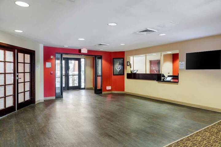 Extended Hotel Studio