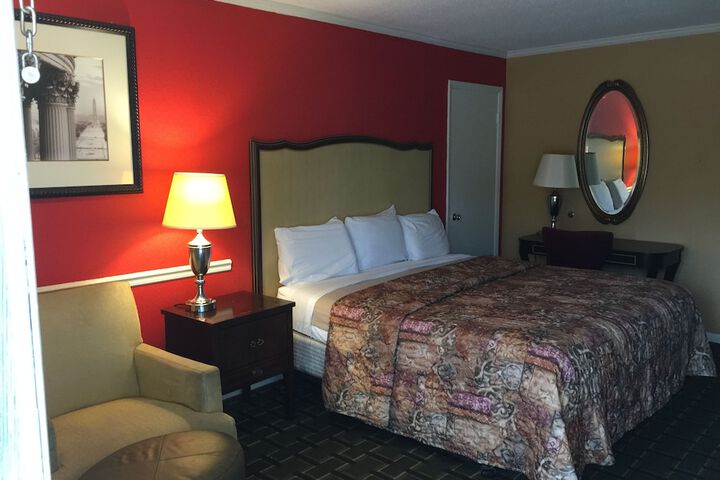 Room 19 of 28