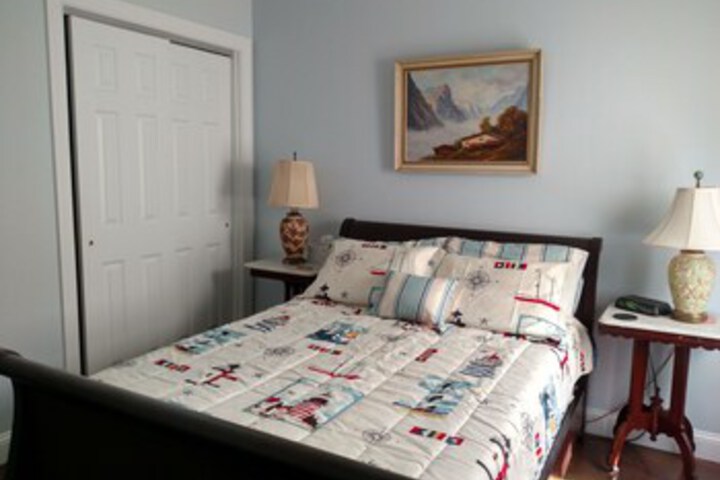 FOUR MILE BED & BREAKFAST