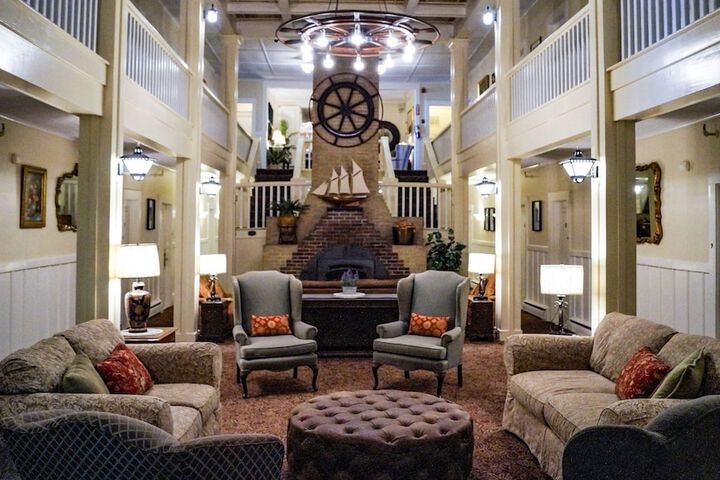 Hotel Interior 14 of 32