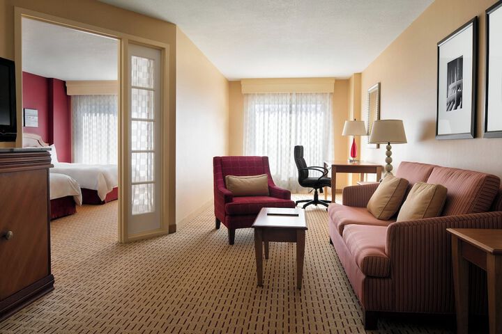 Room 16 of 40