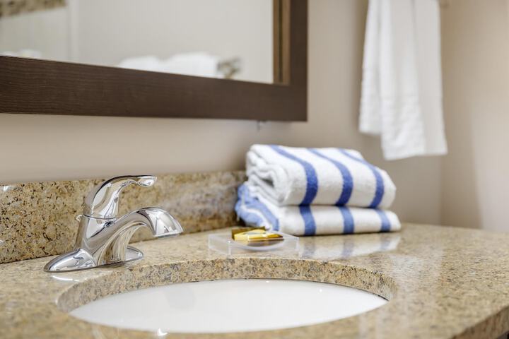 Best Western Plus Bridgewater Hotel & Convention Centre