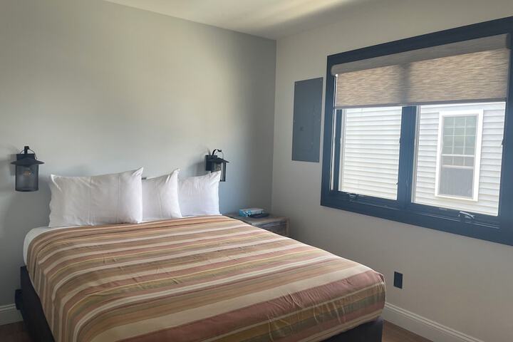 Room 144 of 185