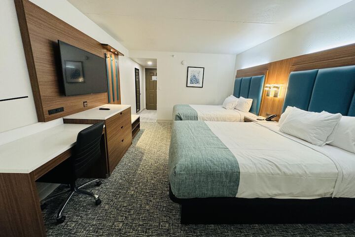 Room 15 of 35