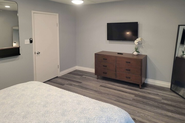 Room 13 of 39