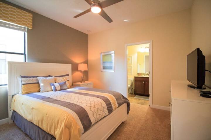 Room 48 of 59