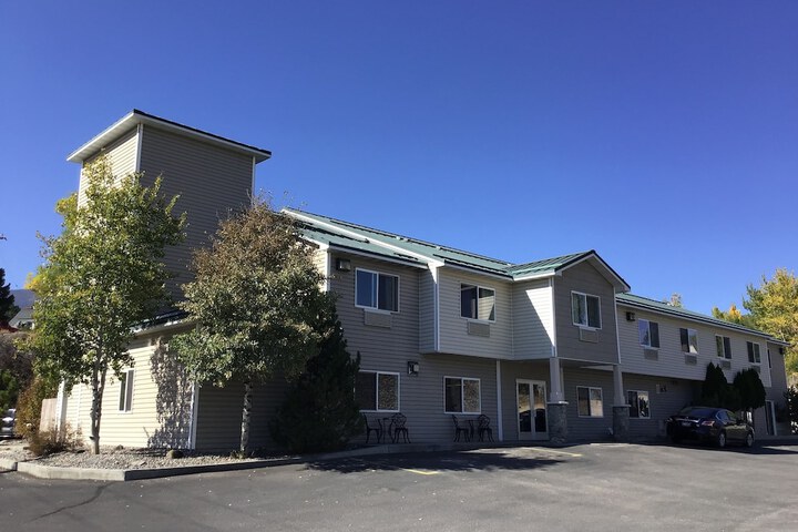 Hotel 7 of 43