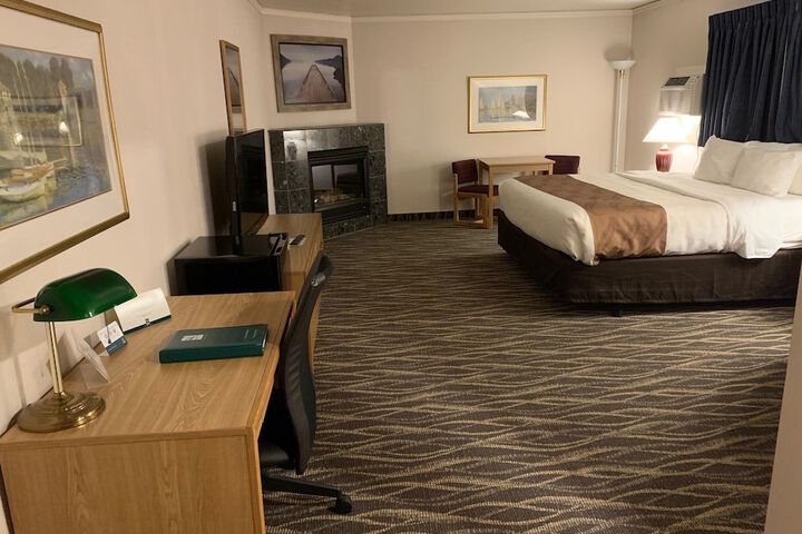 Americas Best Value Inn Sandpoint