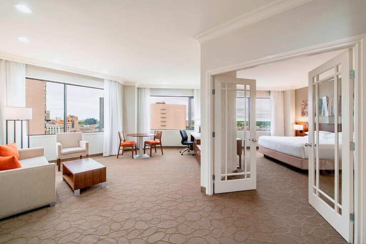 Delta Hotels by Marriott Regina