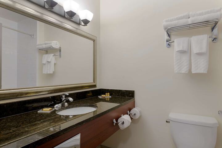 Room 34 of 58