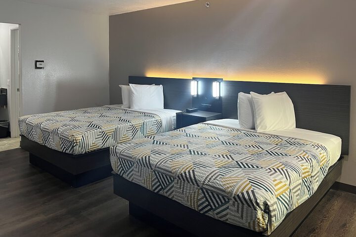 Room 13 of 15