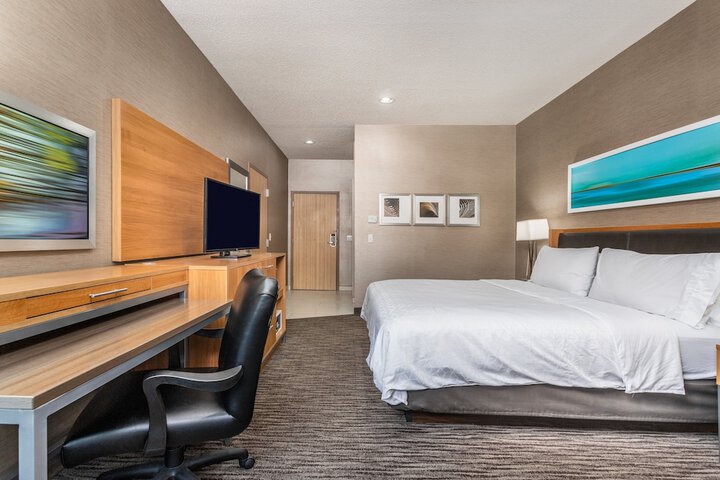 Room 35 of 75